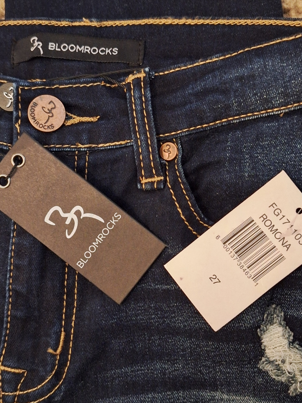 Dark Indigo Distressed Skinny Jeans with Frayed Hem. NWT Size 27 - Picture 7 of 10